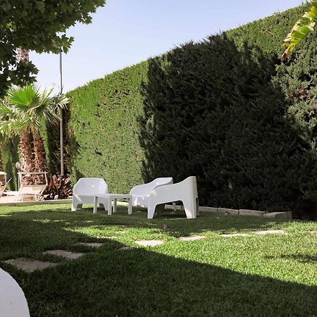 Villa Claudia By Vivimy Parabita Exterior foto